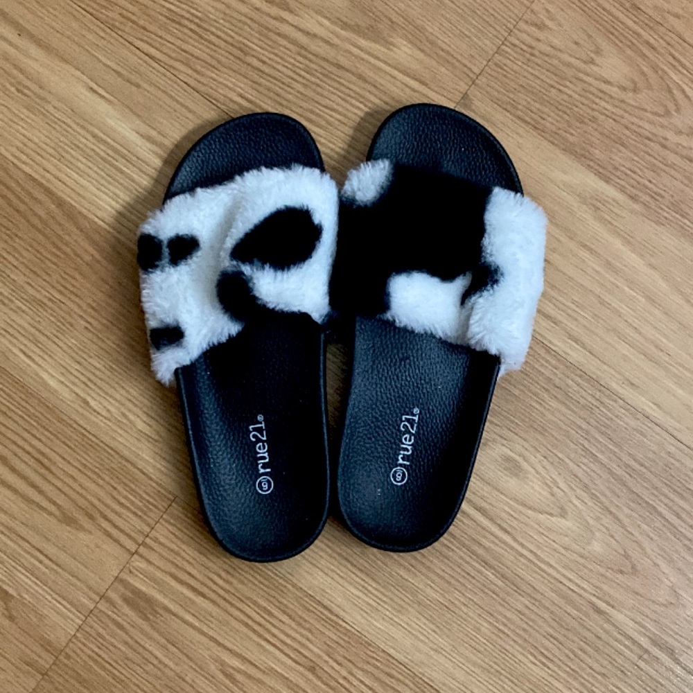 Rue21. Size 6. Cow print slippers